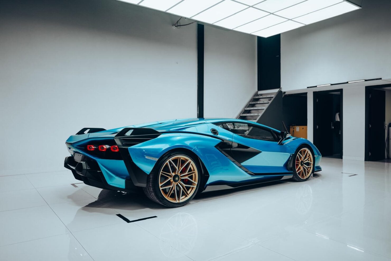 2019 Lamborghini Sian Rusu 1